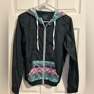 Thin black wind breaker with zipper